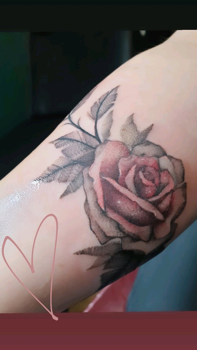 Black Owl -tatuaż-Black & Grey-Dotwork-Realizm-Watercolor