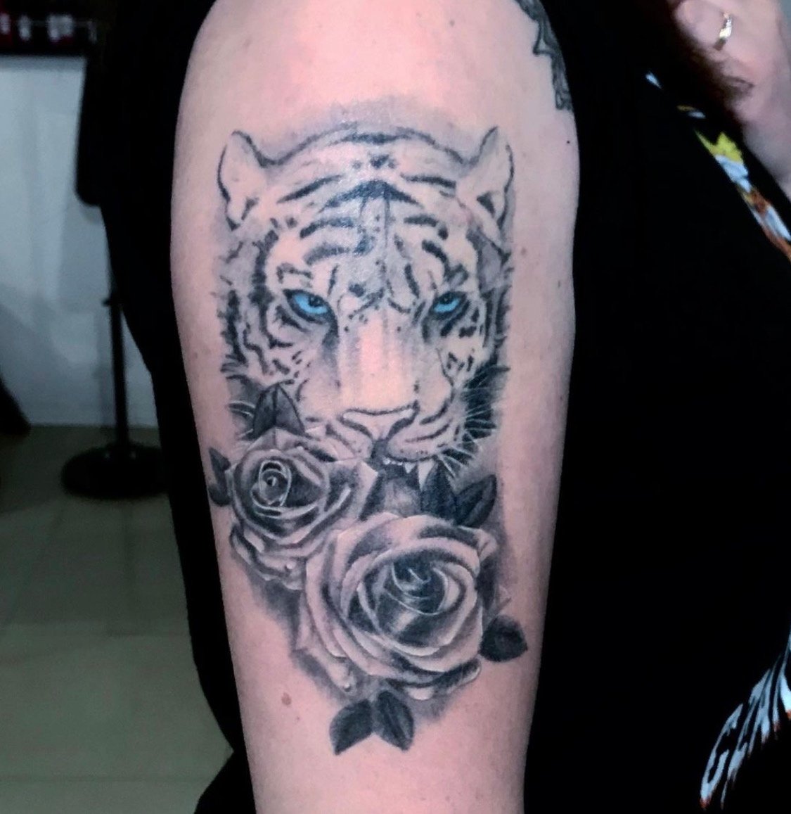 Joanna Fąferko -tatuaż-coverup-zakrywamy-Realizm