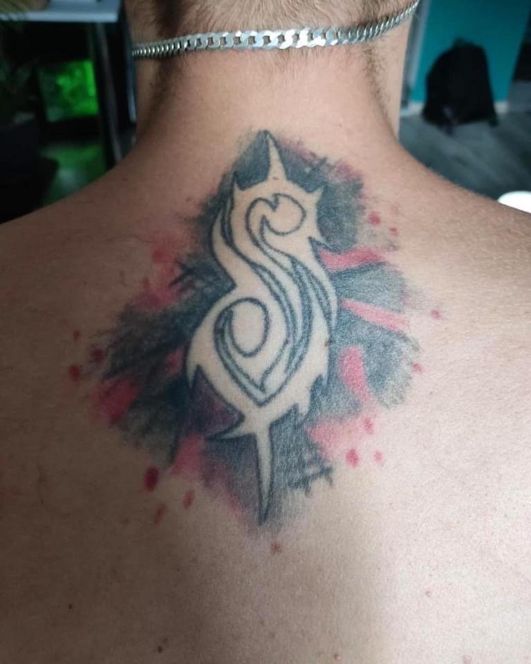 Kordian Betcher-tatuaż-kozioł-mroczny-Neo-tradycyjny