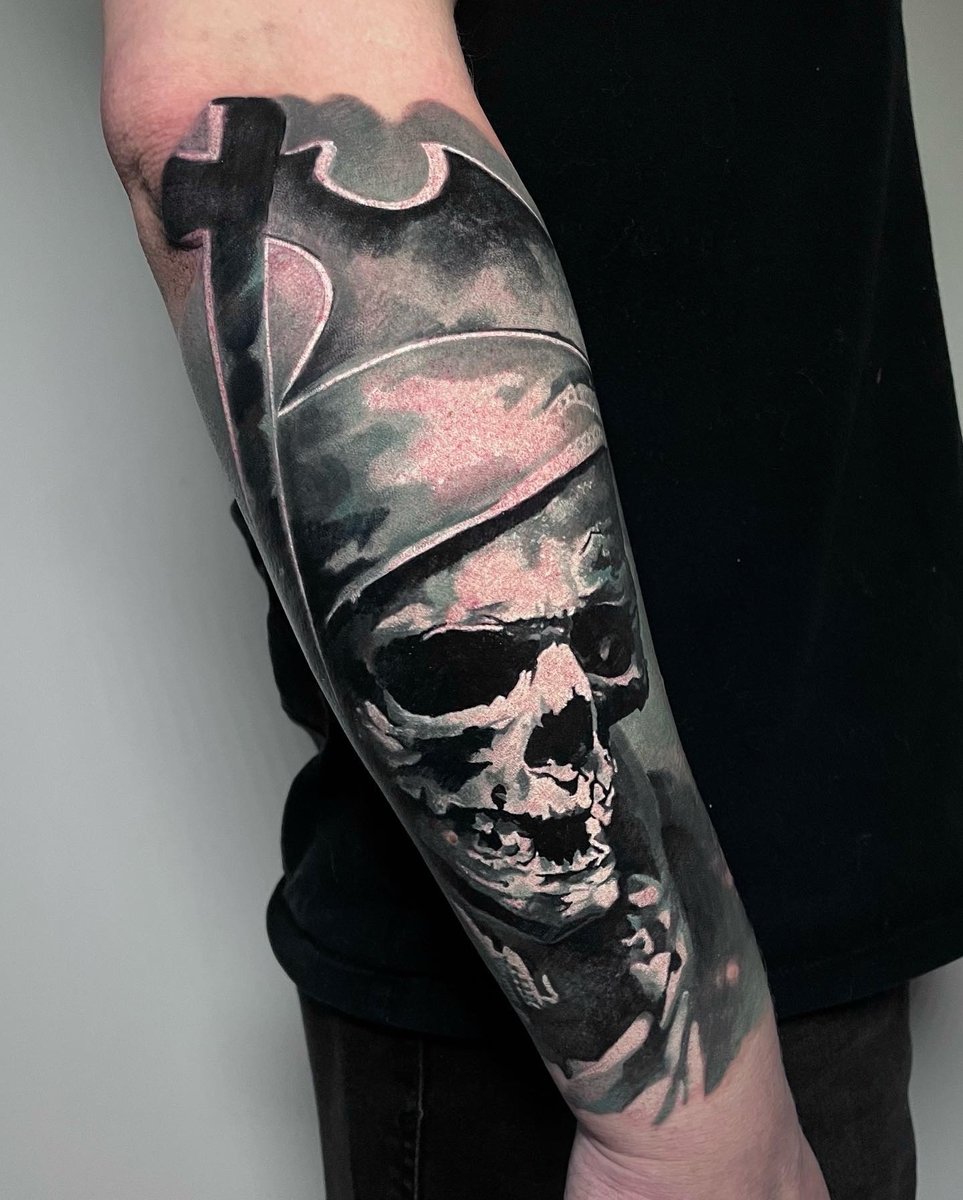 Joanna Fąferko -tatuaż-coverup-Realizm