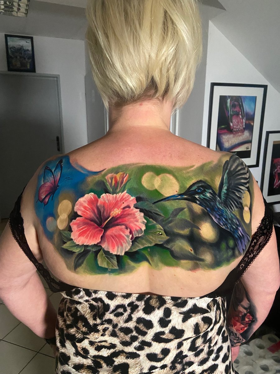 Piotr Kwiecień-tatuaż-back-colortattoo-Realizm