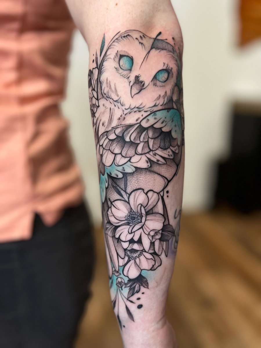 Oliwia Pasko-tatuaż-sowa-owl-Dotwork-Graficzny / Sketch