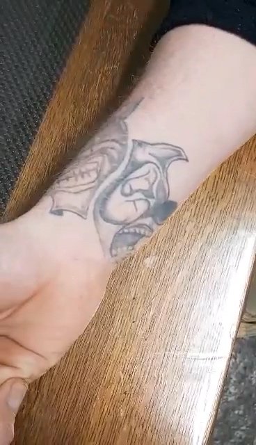 Przemysław Jaśkiewicz-tatuaż-coveruptattoo-coverup