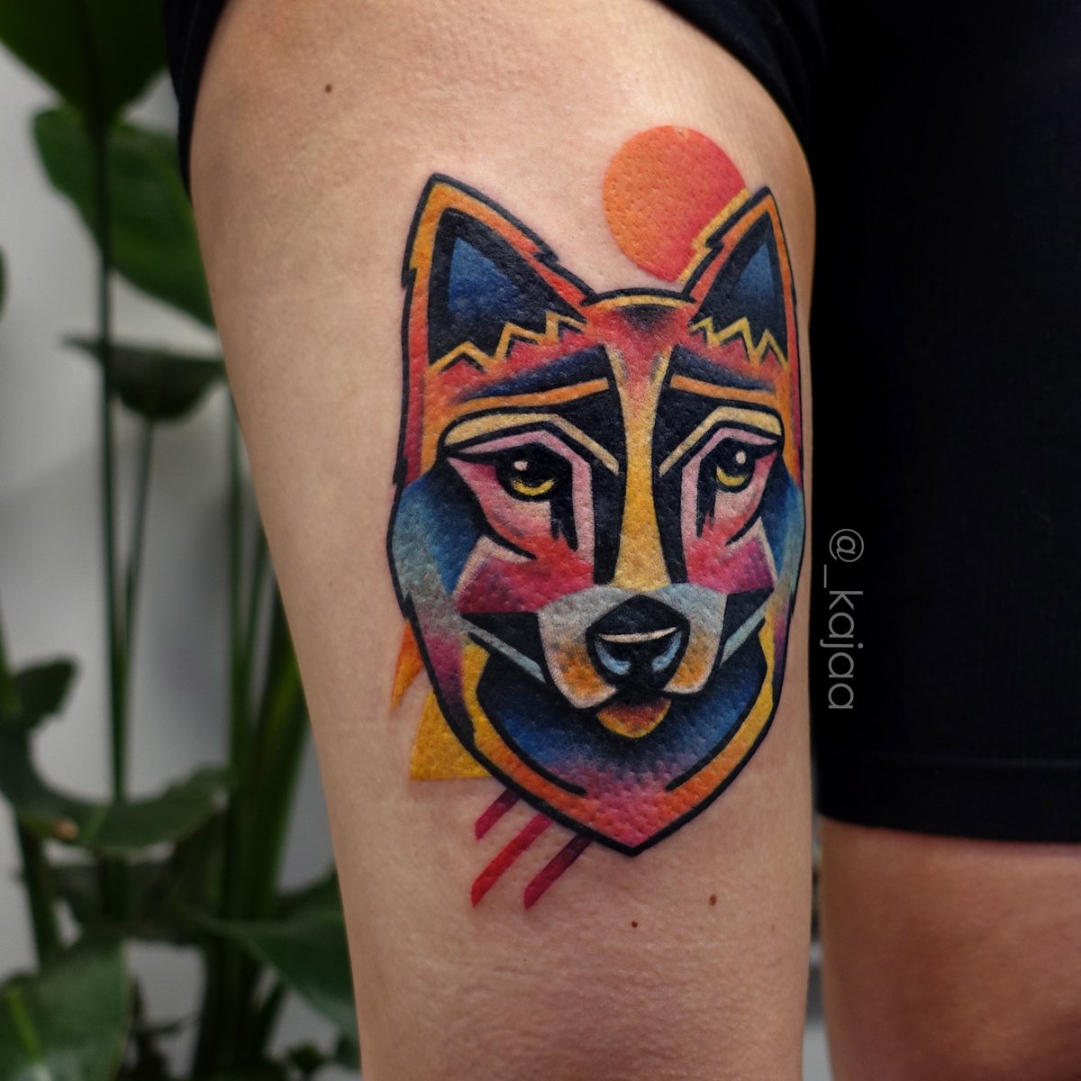 Kaja Chodorowska-tatuaż-Abstrakcyjny