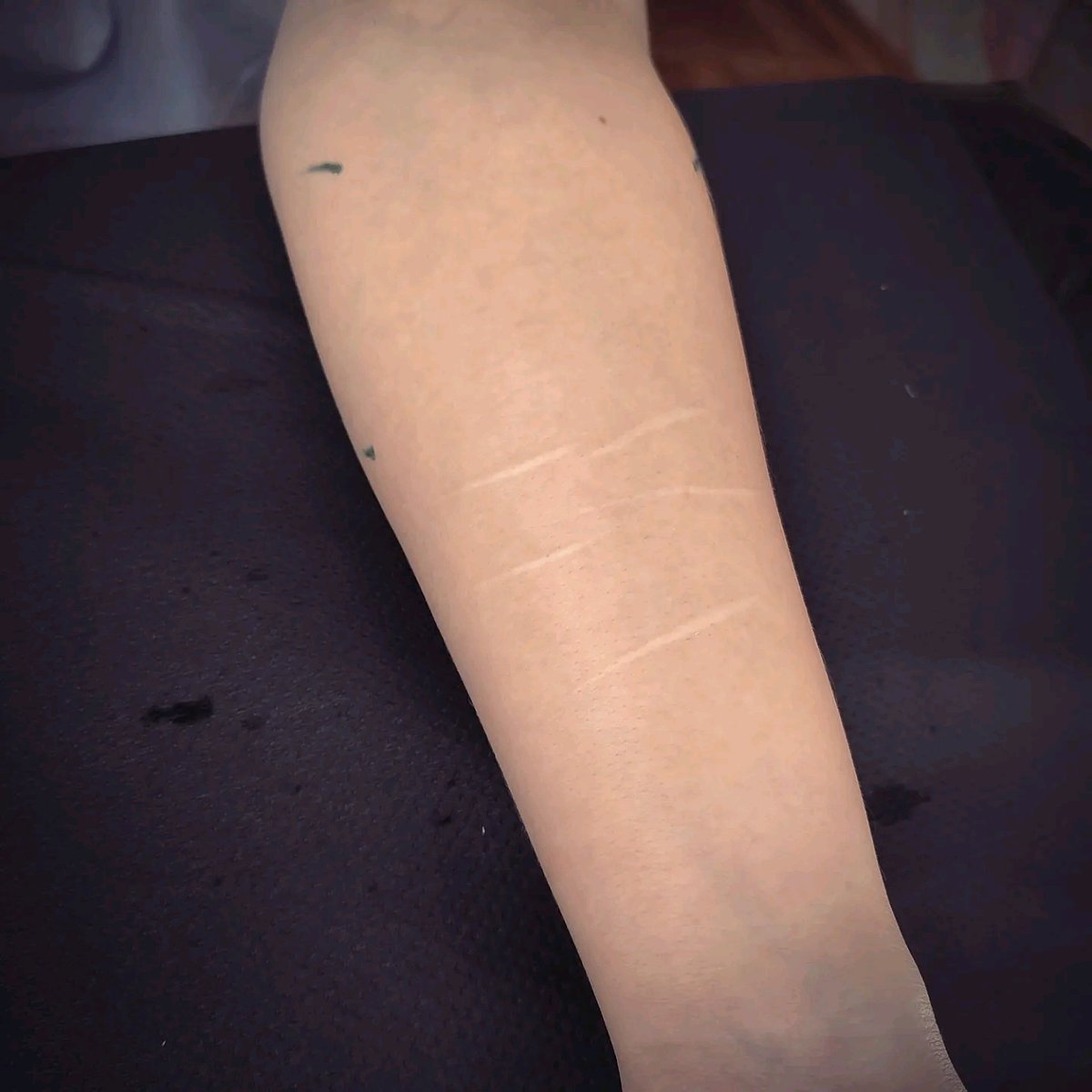 yahanzotattoo-tatuaż-kwiaty-nabliznie