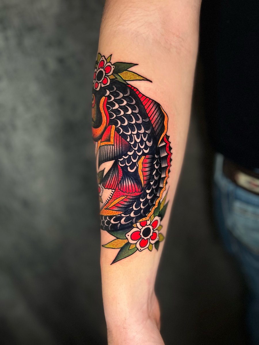 Smakosz-tatuaż-Traditional / Oldschool