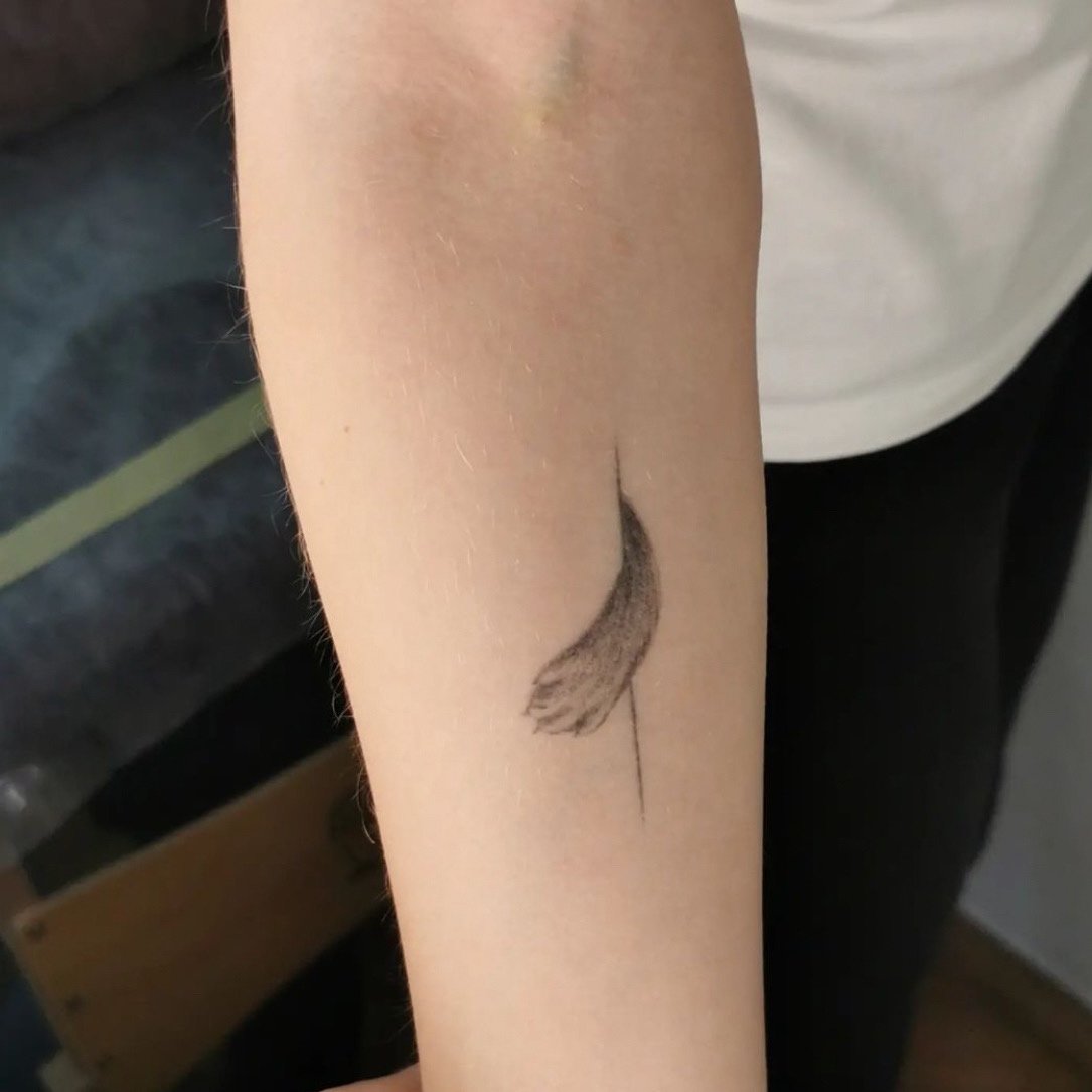 Anna Minajew-tatuaż-cover-kot-Black & Grey