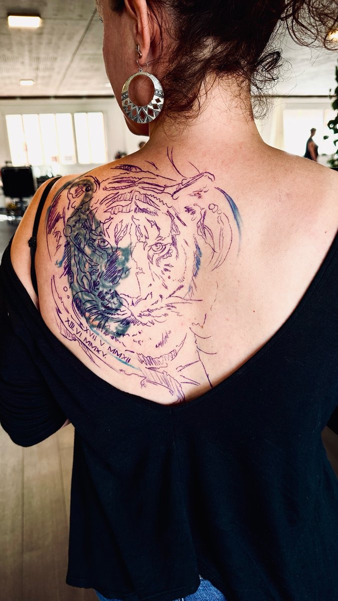 Leszek Nycz-tatuaż-cover-tiger-Black & Grey-Realizm