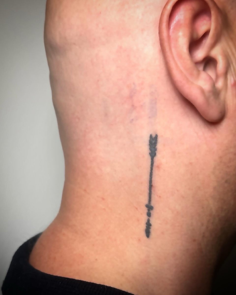 Marcin Martti Raczek -tatuaż-Minimalizm-Realizm-Surrealizm / Horror