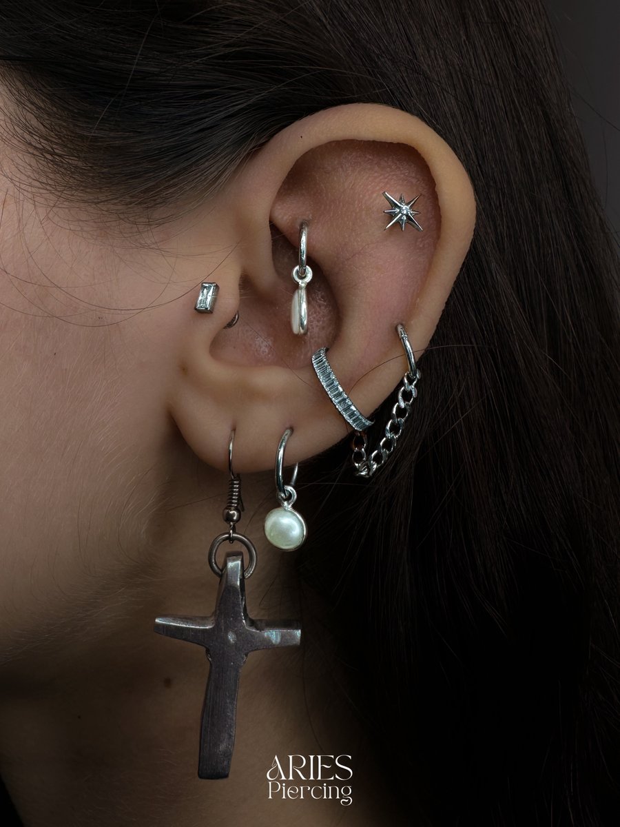 Aries Piercing-Wrocław-compositions-150545