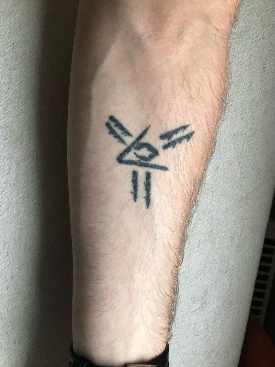 Marta Martovska-tatuaż-Black & Grey-Dotwork-Graficzny / Sketch