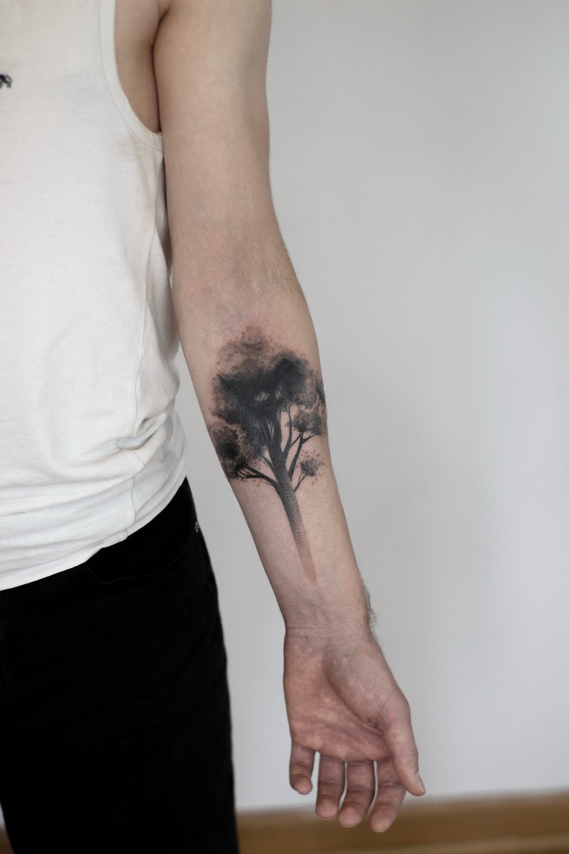 Marta Martovska-tatuaż-Black & Grey-Dotwork-Graficzny / Sketch