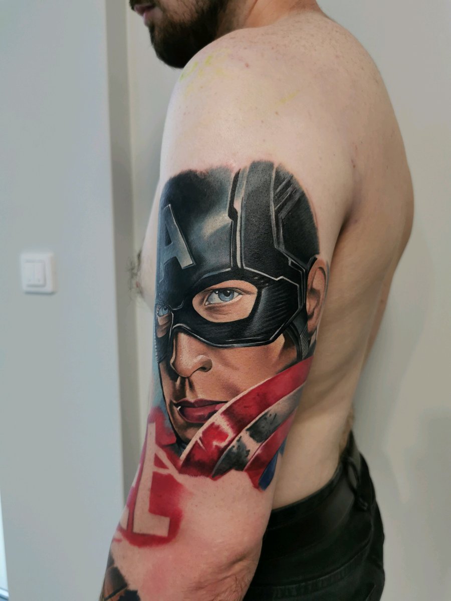 Bartosz Tatuażu -tatuaż-Realizm