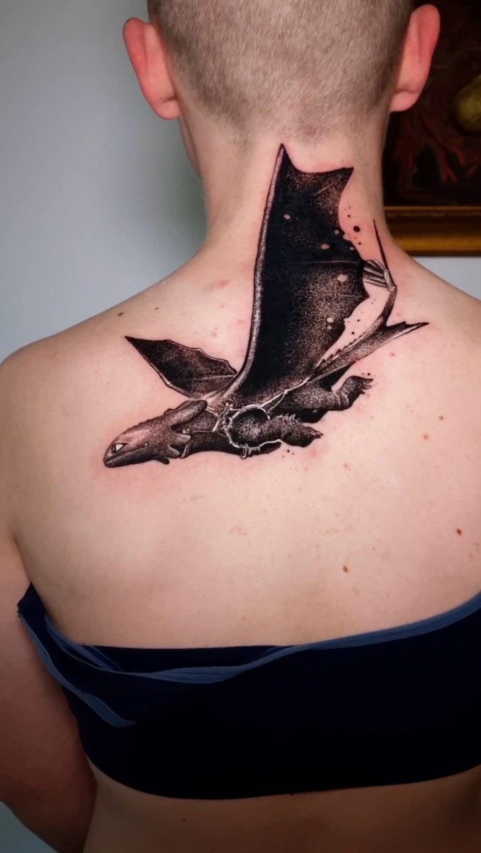 Jakub Malarz-tatuaż-dragon-tattoo-Black & Grey-Dotwork