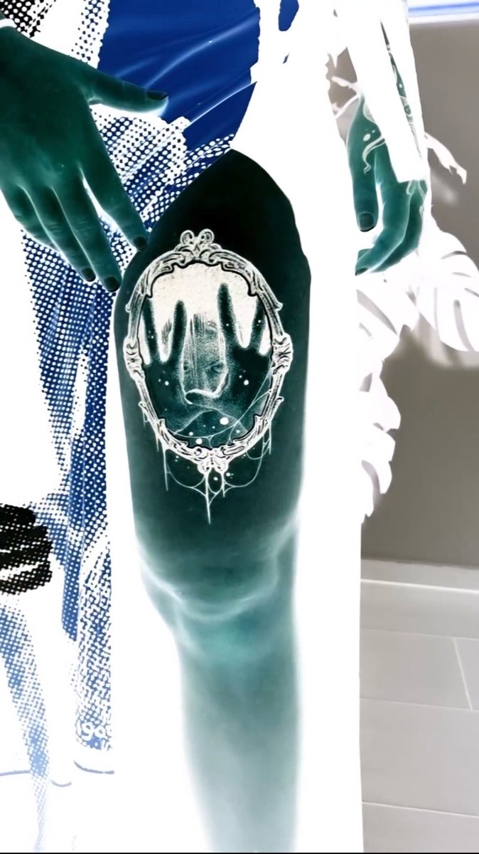 Jakub Malarz-tatuaż-mirror-horror-Black & Grey-Dotwork