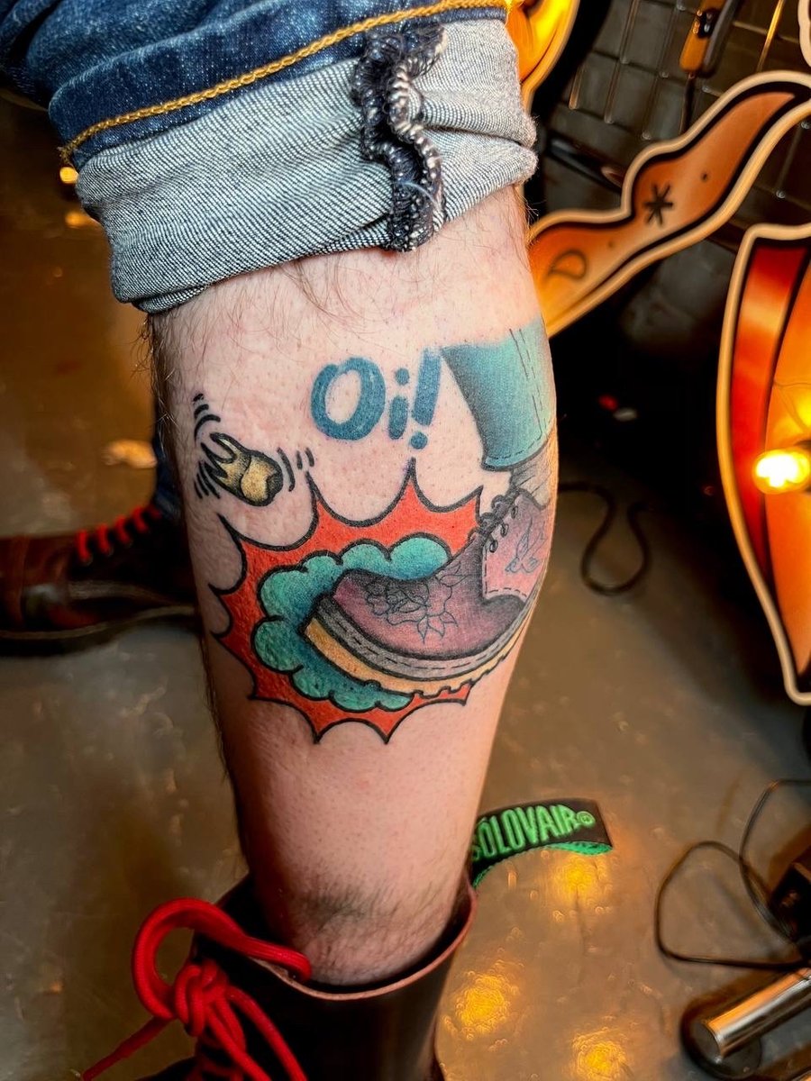 Malin-tatuaż-but-shoe-Traditional / Oldschool