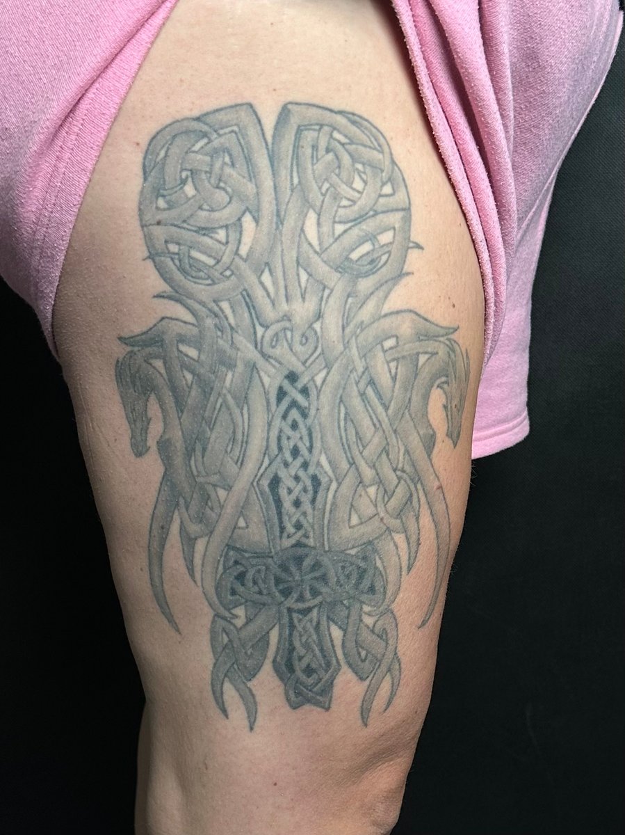 Thanks.Leo_Tattoo-tatuaż-lion-lew-Abstrakcyjny