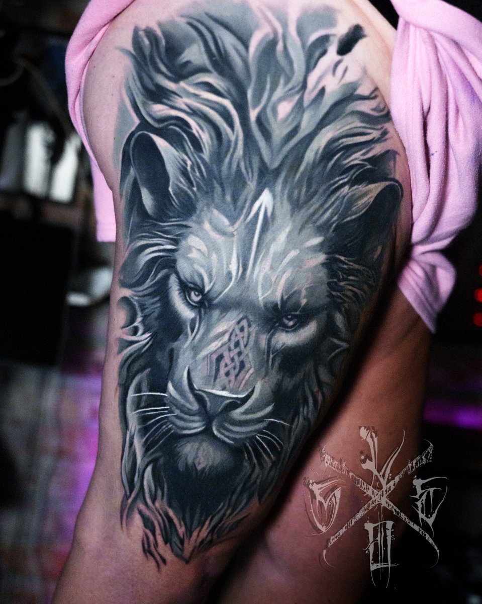 Thanks.Leo_Tattoo-tatuaż-lion-lew-Abstrakcyjny