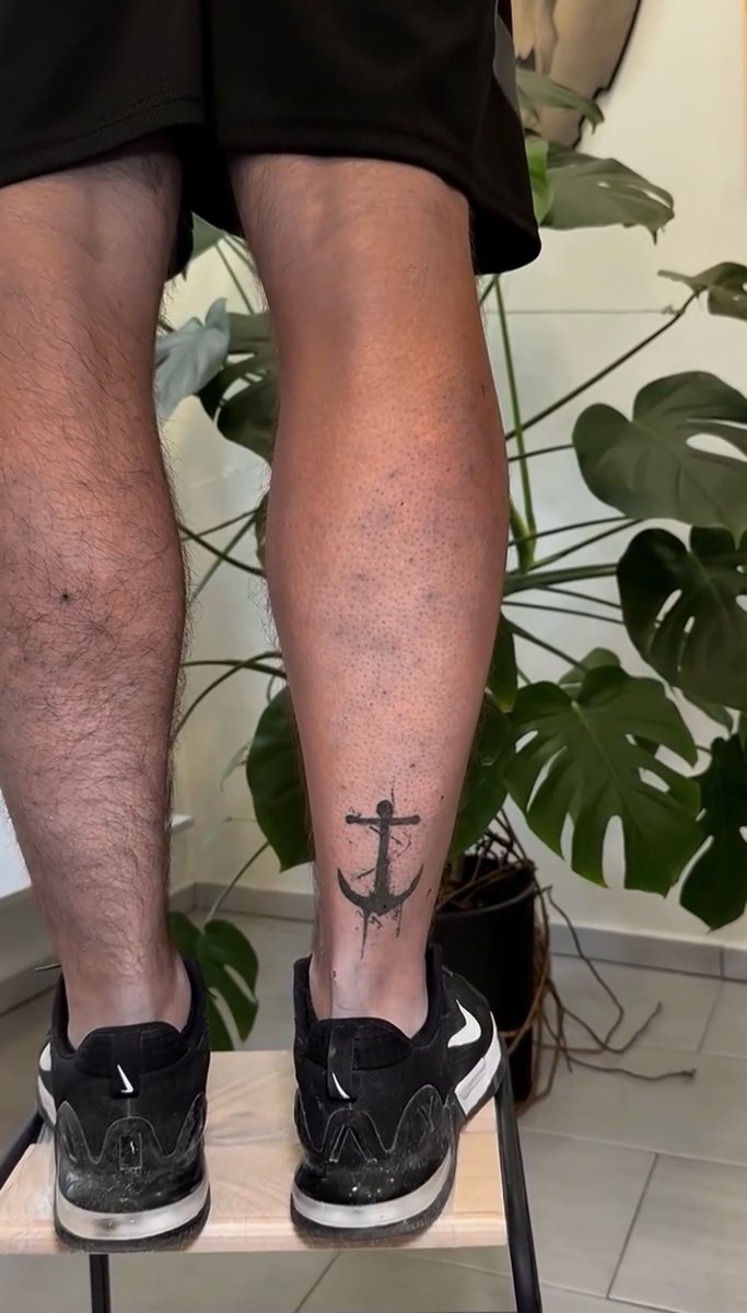 Jakub Malarz-tatuaż-coverup-covertattoo-Black & Grey-Dotwork