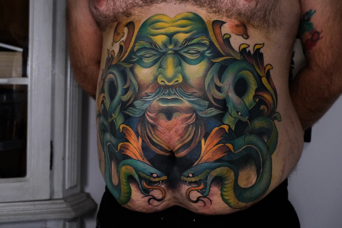 Ofelia Oferma-tatuaż-brzuch-Neo-tradycyjny-Newschool / Graffiti / Cartoon-Surrealizm / Horror