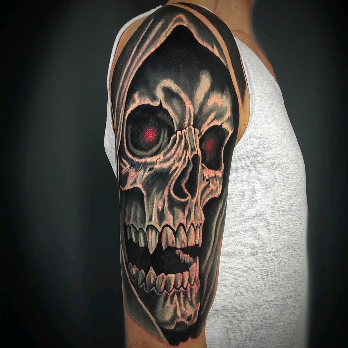 Jakub DINKZ Chruściel-tatuaż-skull-tattoo-Black & Grey-Realizm-Surrealizm / Horror