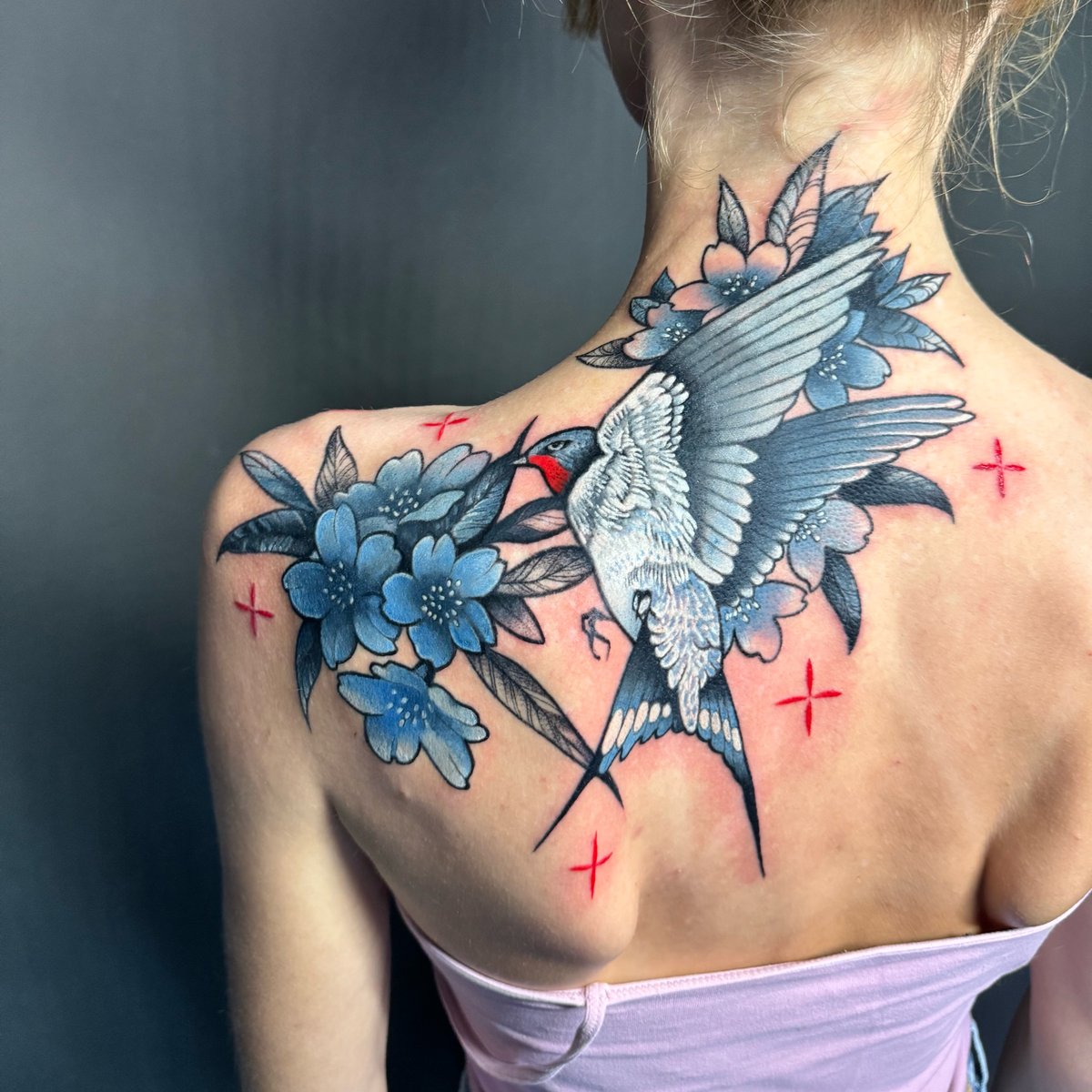 Agnieszka Stanielewicz-tatuaż-cover-jaskółka