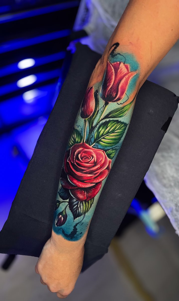 Przemysław Jaśkiewicz-tatuaż-coverup-cover-Newschool / Graffiti / Cartoon-Realizm