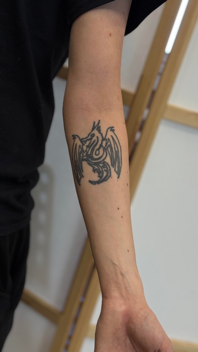 ronin47-tatuaż-anime-cover-Blackwork / Blackout-Newschool / Graffiti / Cartoon