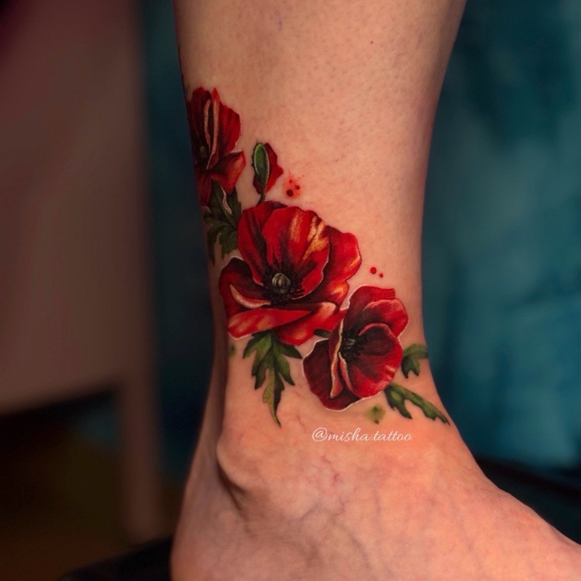 Misha Tattoo Maja Mielczarek -tatuaż-Realizm-Watercolor