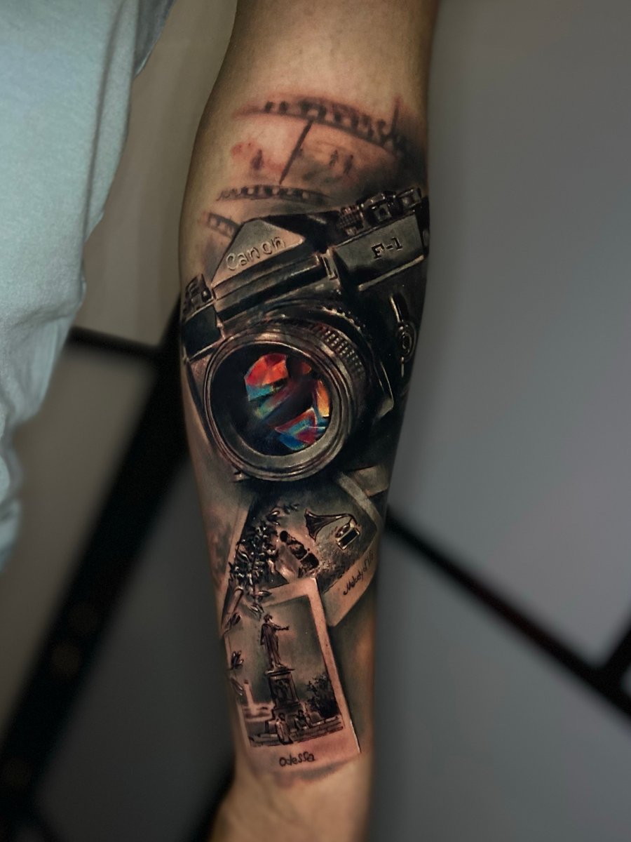 Alex Zakharov-tatuaż-tatuaz-tattoo-Realizm