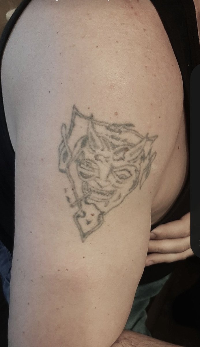 Marcelina Kwaśniewska -tatuaż-cover-coverup-Graficzny / Sketch