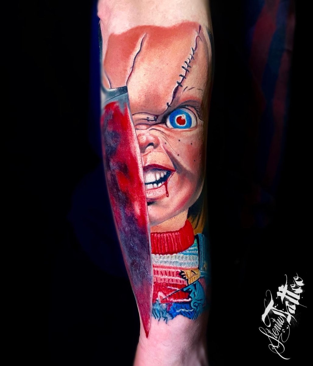 Mateusz Sienkiewicz-tatuaż-Realizm-Surrealizm / Horror