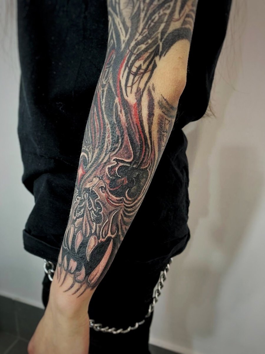 Alex Kaldwin-tatuaż-Abstrakcyjny-Black & Grey-Gotycki