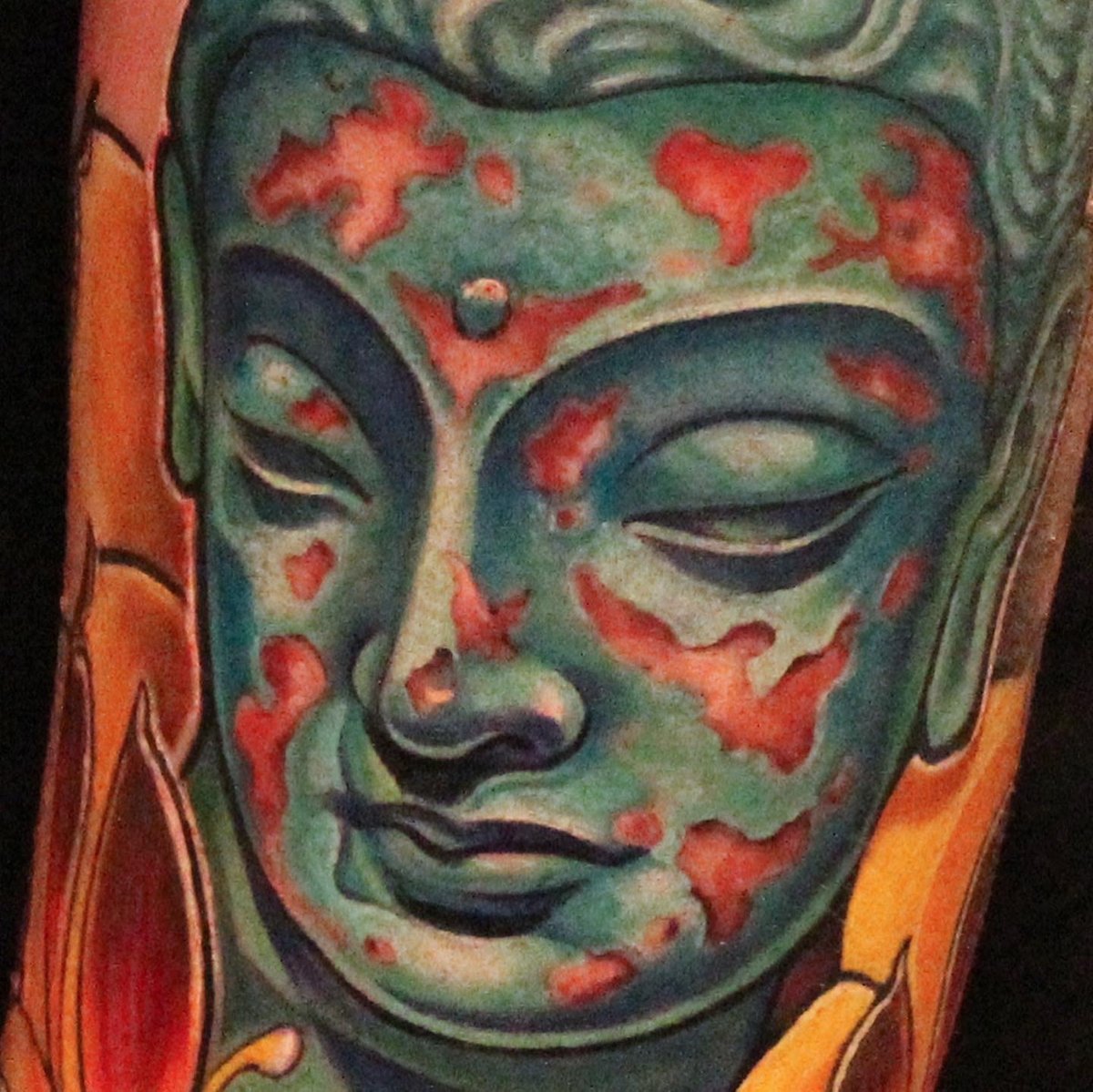 Małgorzata Bazyli-tatuaż-buddha-lotos-Neo-tradycyjny-Newschool / Graffiti / Cartoon