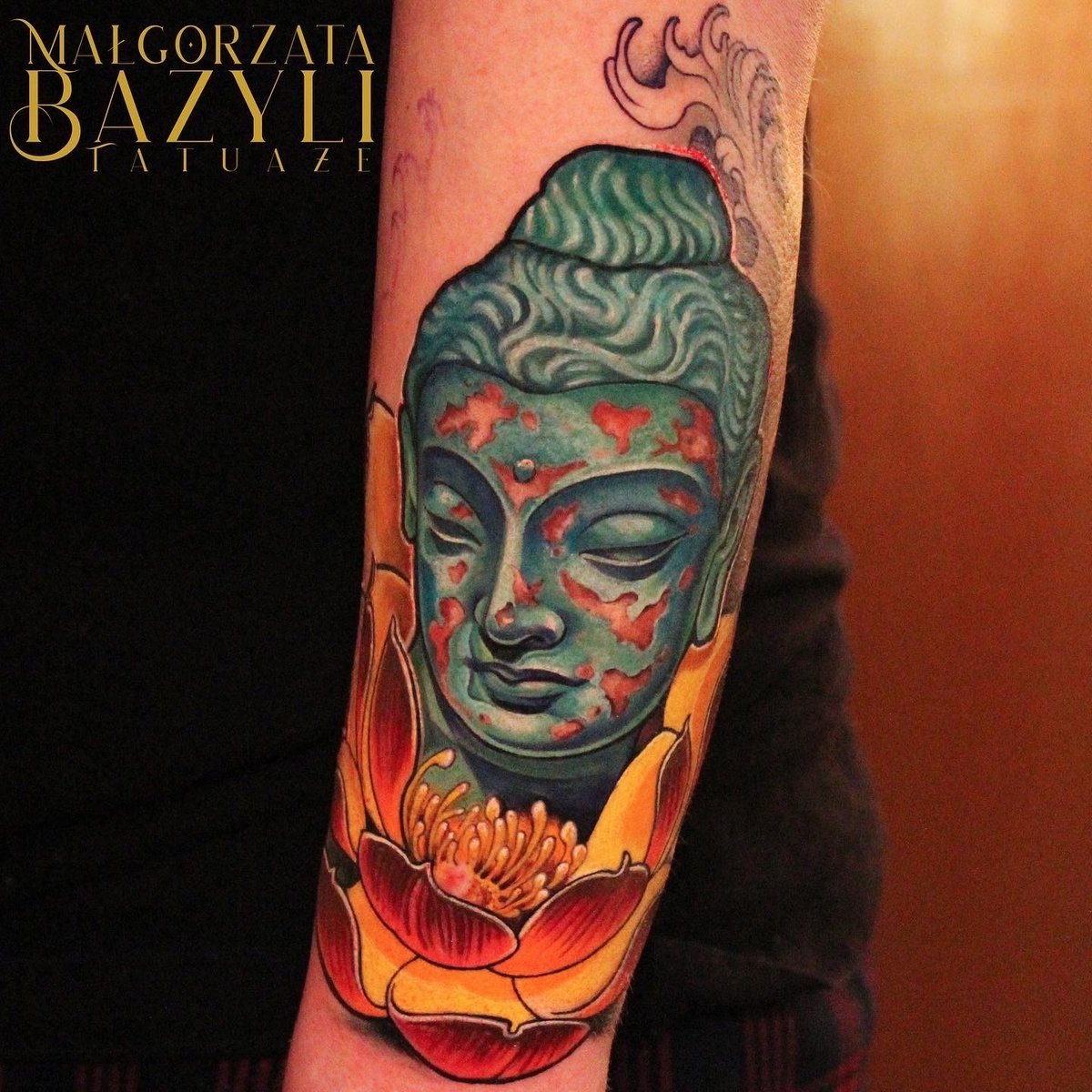 Małgorzata Bazyli-tatuaż-buddha-lotos-Neo-tradycyjny-Newschool / Graffiti / Cartoon