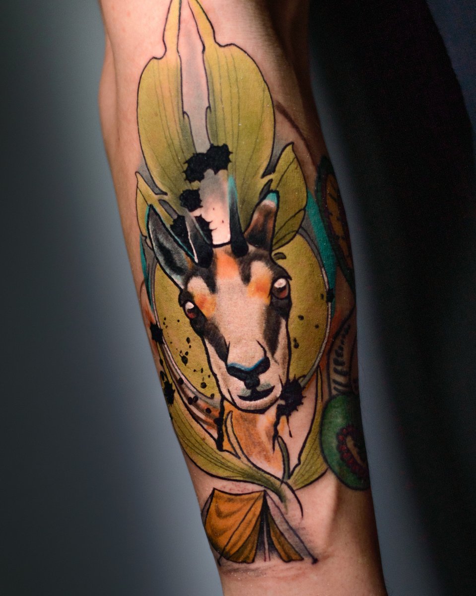 Thanks.Leo_Tattoo-tatuaż-goat-warszawa-Abstrakcyjny-Newschool / Graffiti / Cartoon