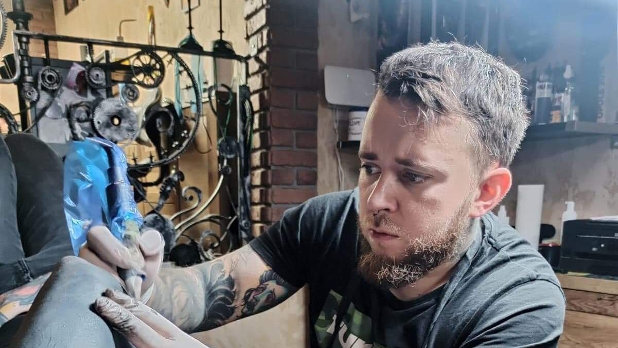 Görlitz Łukasz Melcher ze Stygmat Tattoo Studio